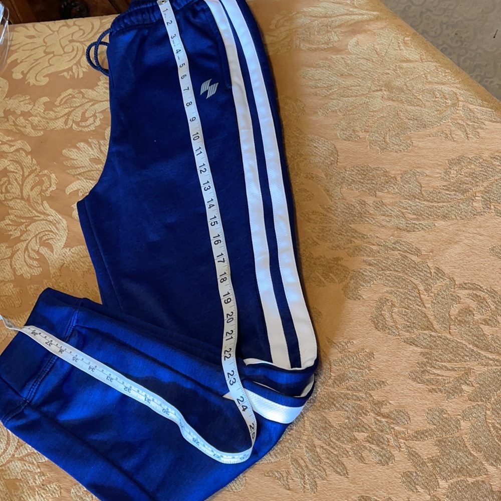 Used girls pant size waist 28” - Picture 5 of 10